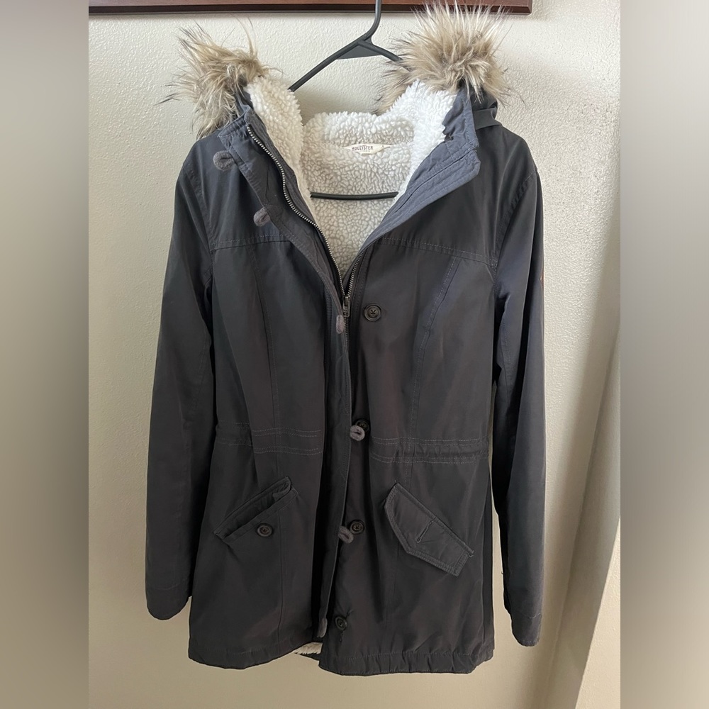 HOLLISTER winter coat